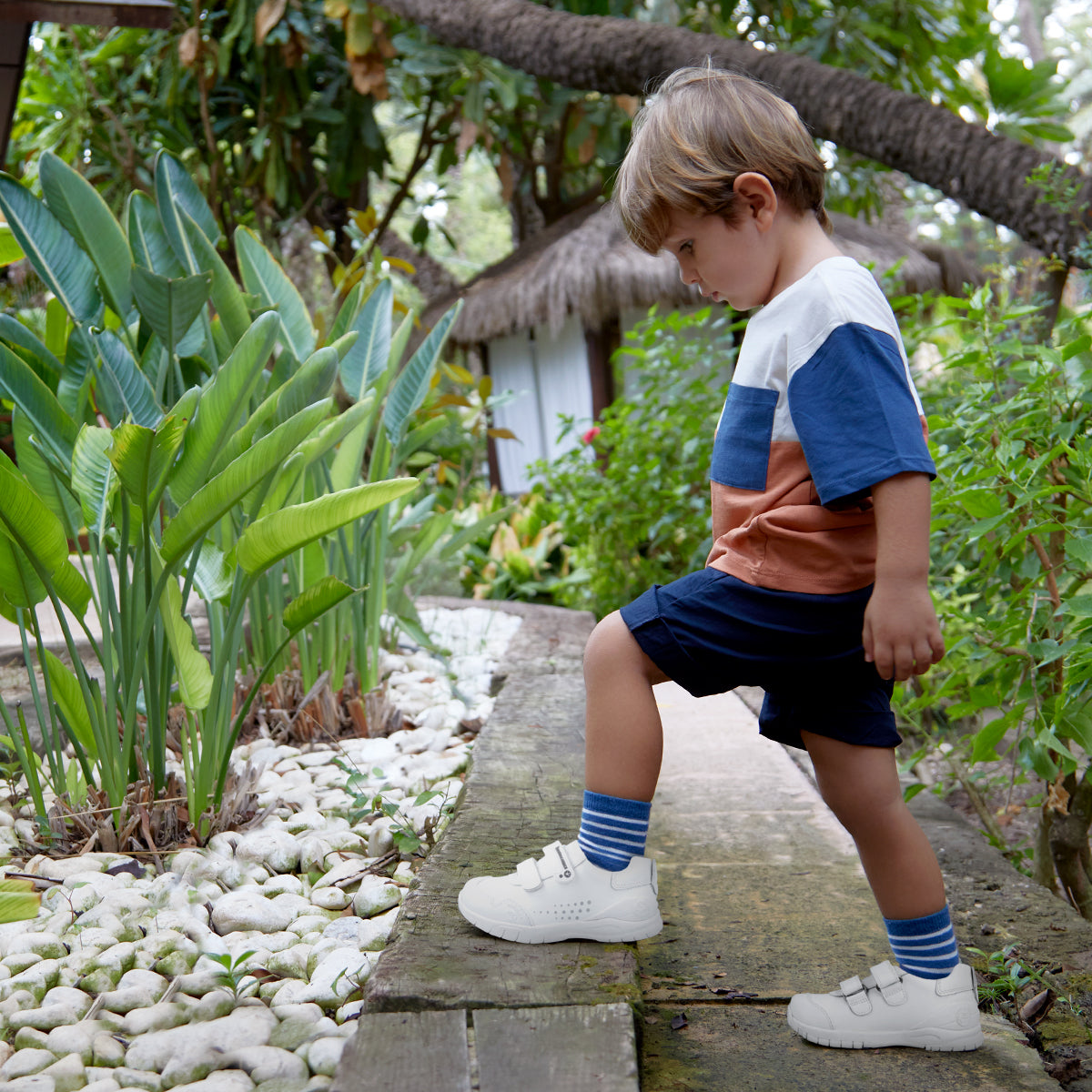 ZAPATILLA BLANCA CUERO SUPER SOFT ACTION