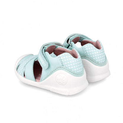 PRE-VENTA SANDALIA SKY PRIMEROS PASOS